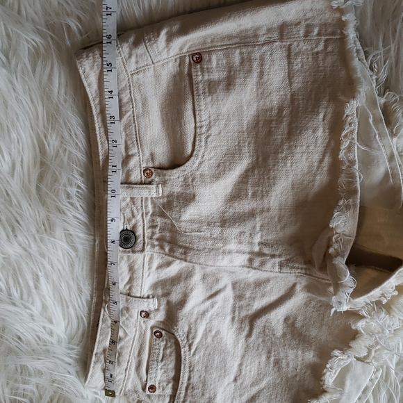 American Eagle white jean shorts - Picture 7 of 10